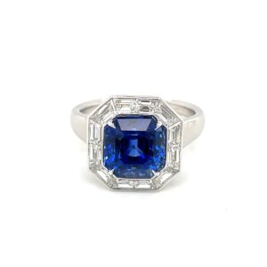 Blue Sapphire Diamond Ring